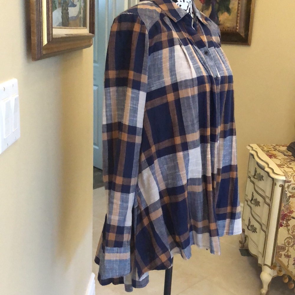 🦋Free People Tiered back Navy, Gold, Cream Twist on Classic Plaid button down